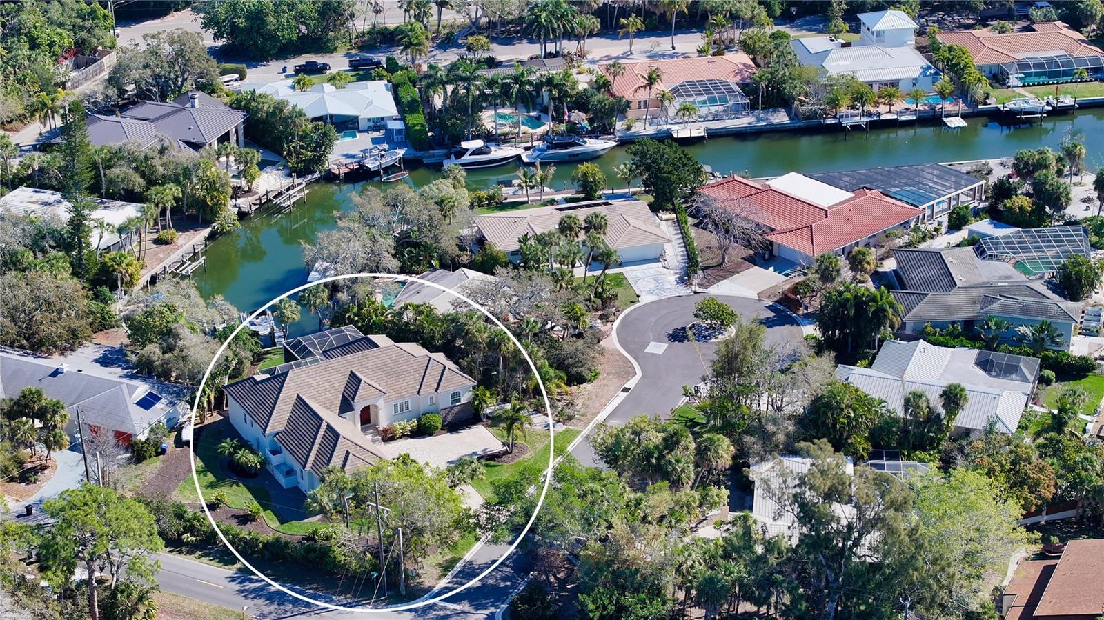 SIESTA BAYSIDE WATERSIDE WOOD - Residential