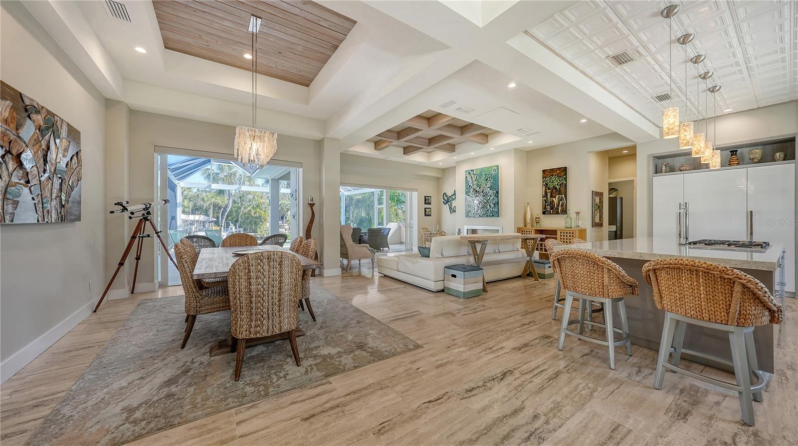 SIESTA BAYSIDE WATERSIDE WOOD - Residential