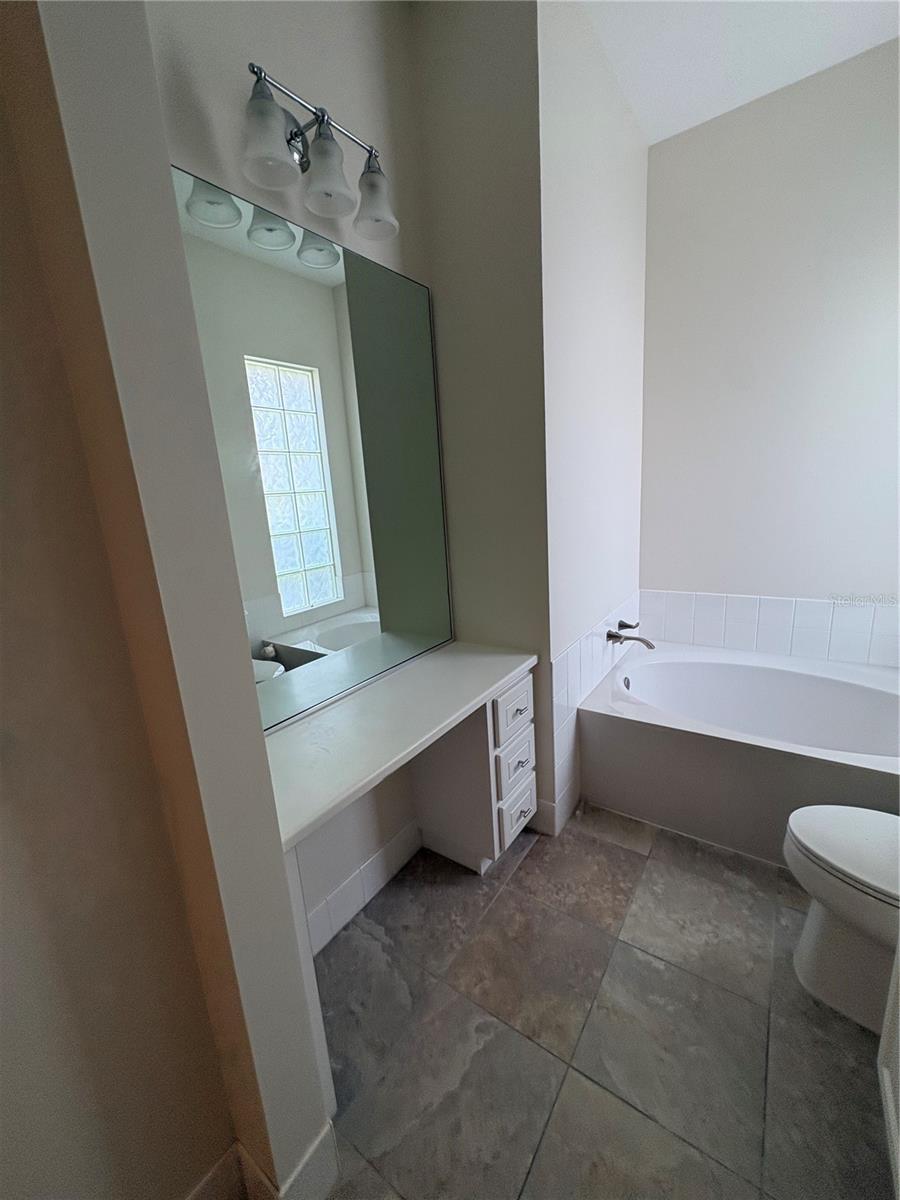 VILLAGE WALK AT LAKE NONA UNITS 1D AND 1E - Residential Lease