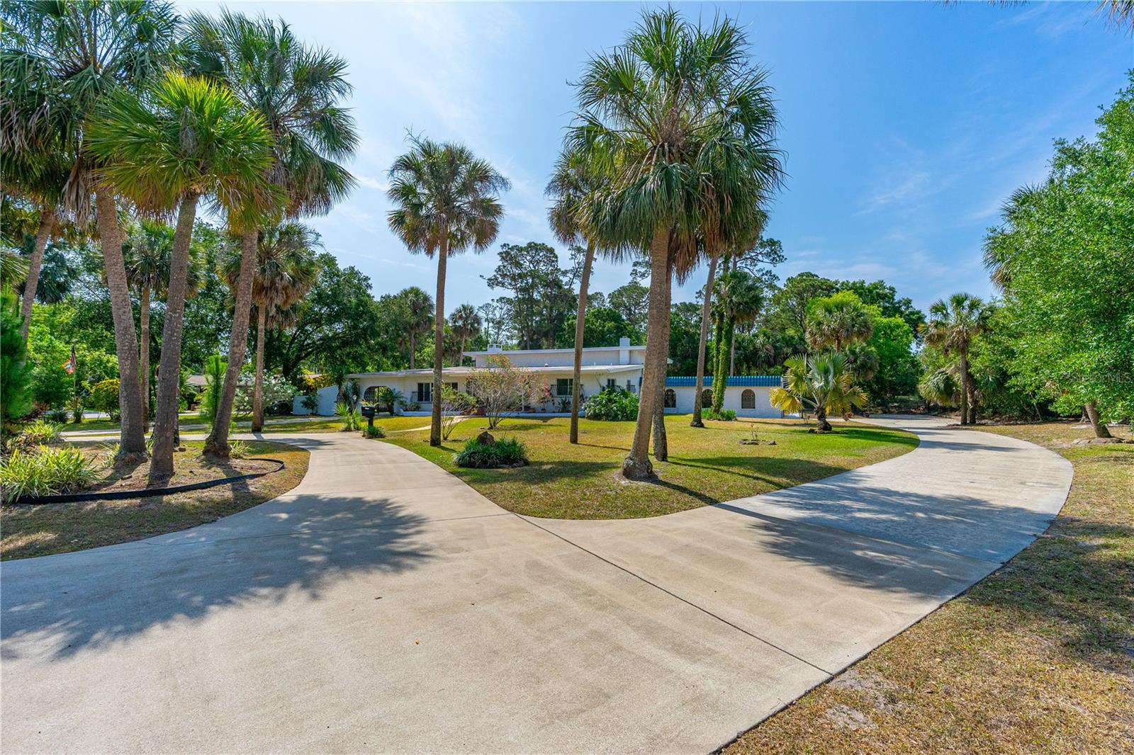 1159 MAGNOLIA AVENUE