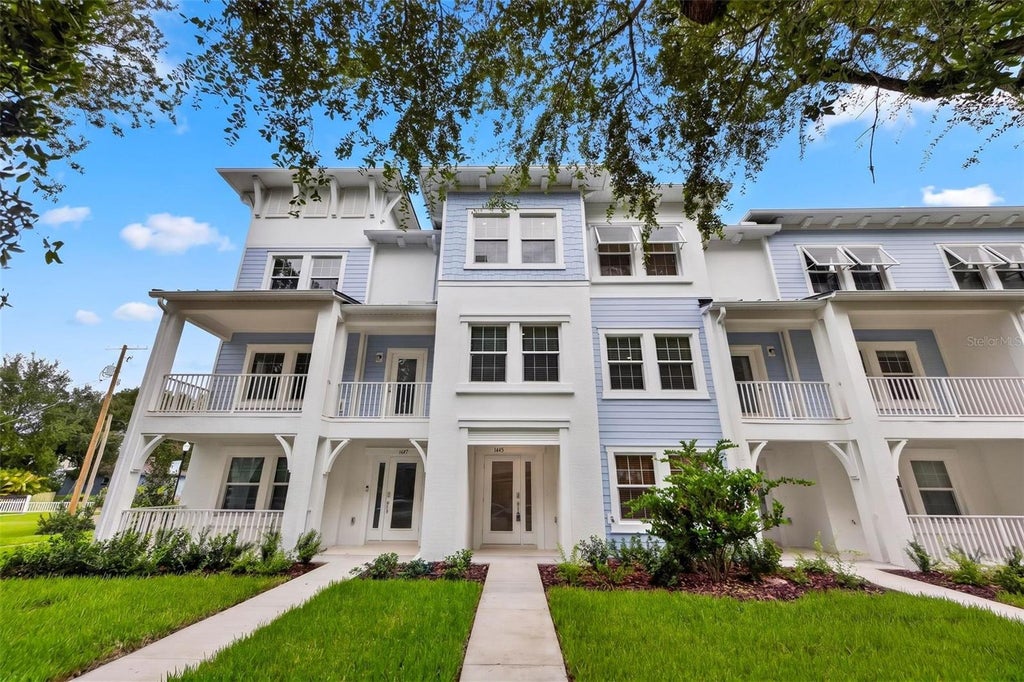 Photo of 1445 West Chestnut Street, Tampa, FL 33607 (MLS # J1005977)