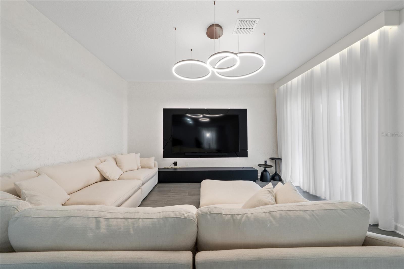 STOREY PARK PH 3 - Residential