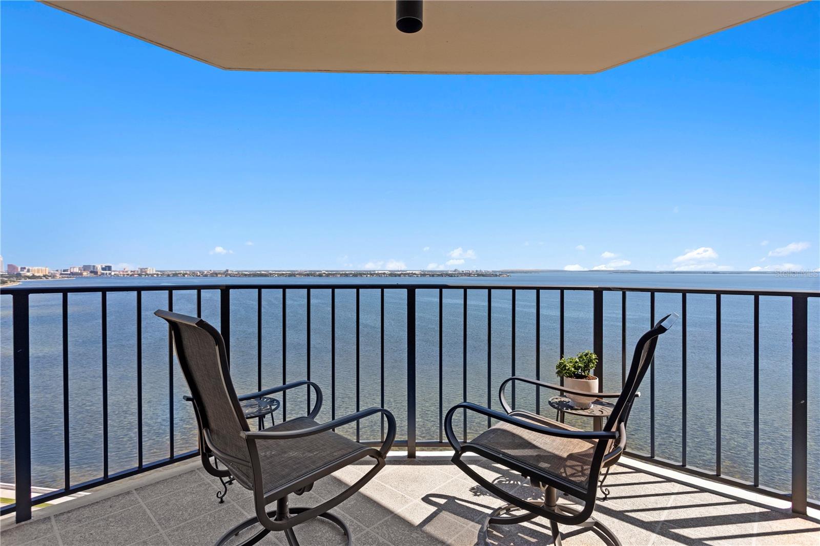 MONTE CARLO TOWERS A CONDOMINI - Residential