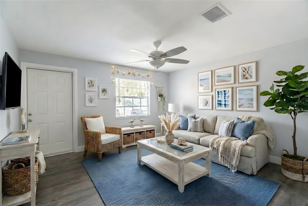 Photo of 625 Omaha Street #2, Palm Harbor, FL 34683 (MLS # TB8471350)