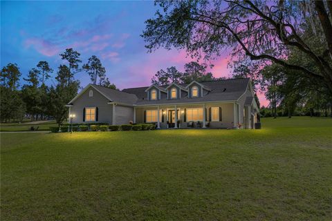 Photo of 810 Savannah Oaks Drive, Brooksville, FL 34602 (MLS # TB8499287)