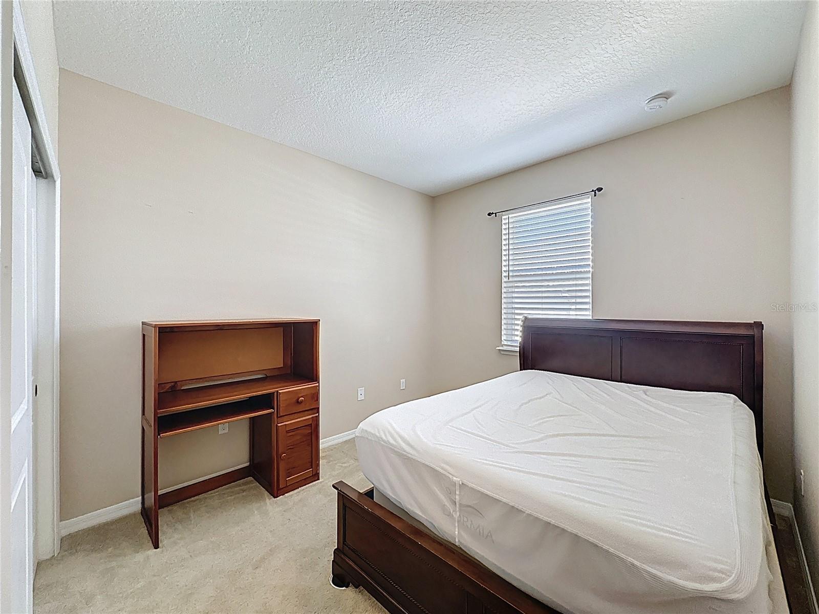 CASCADES OF GROVELAND (TRILOGY) - Residential