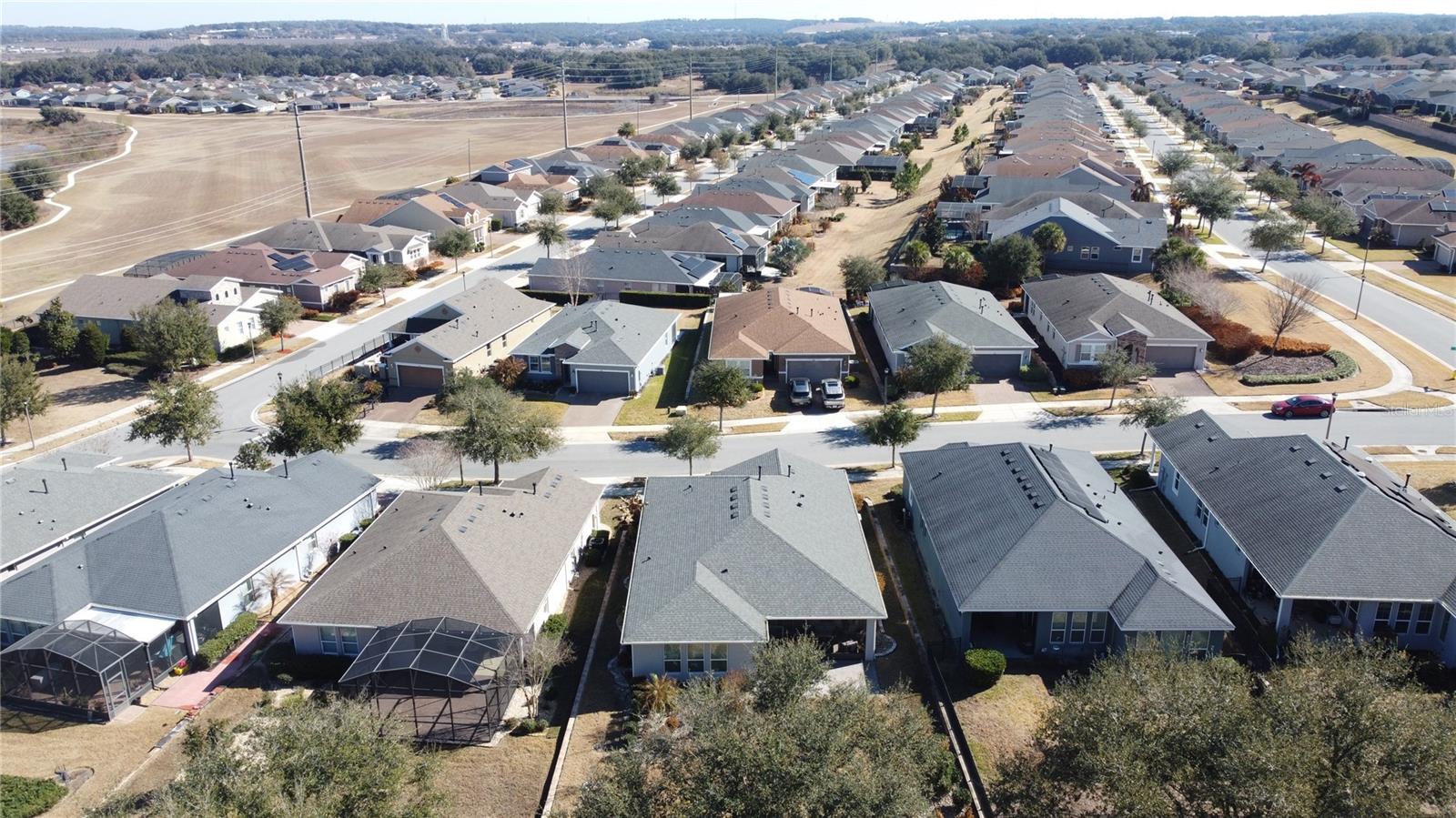 CASCADES OF GROVELAND (TRILOGY) - Residential