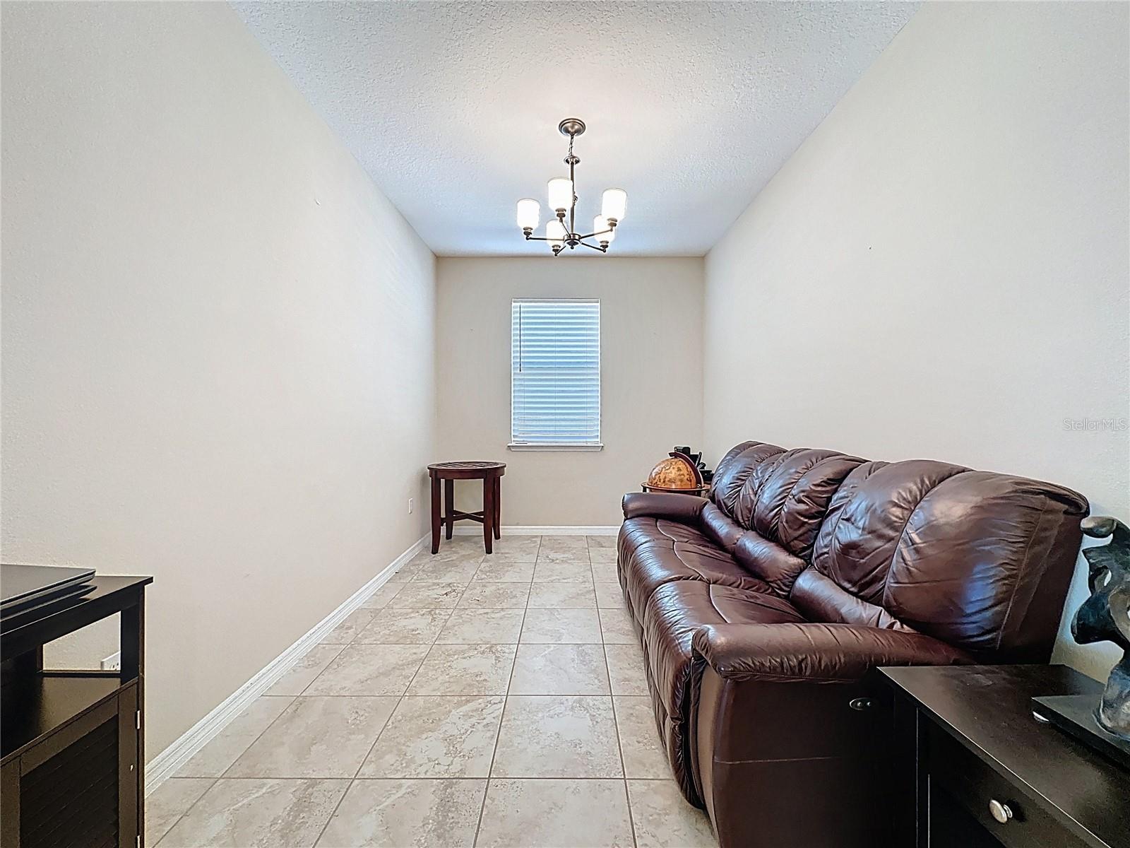 CASCADES OF GROVELAND (TRILOGY) - Residential