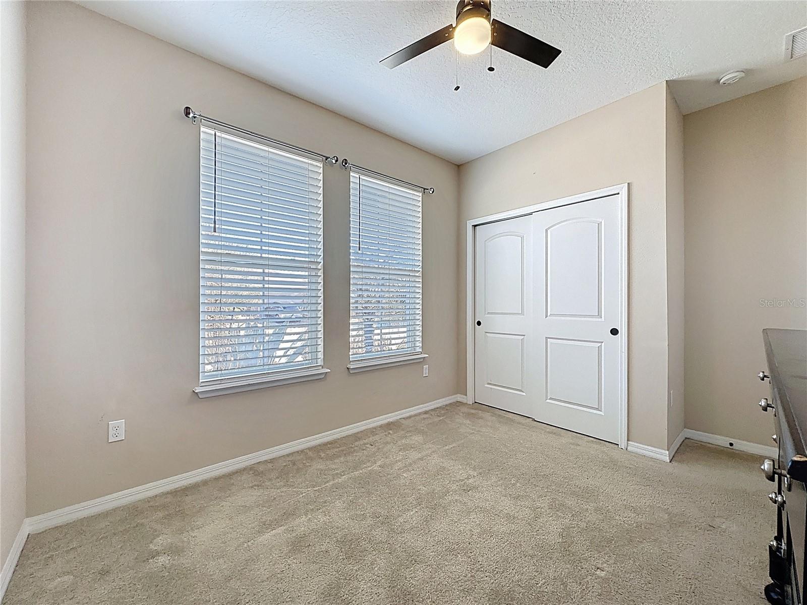 CASCADES OF GROVELAND (TRILOGY) - Residential