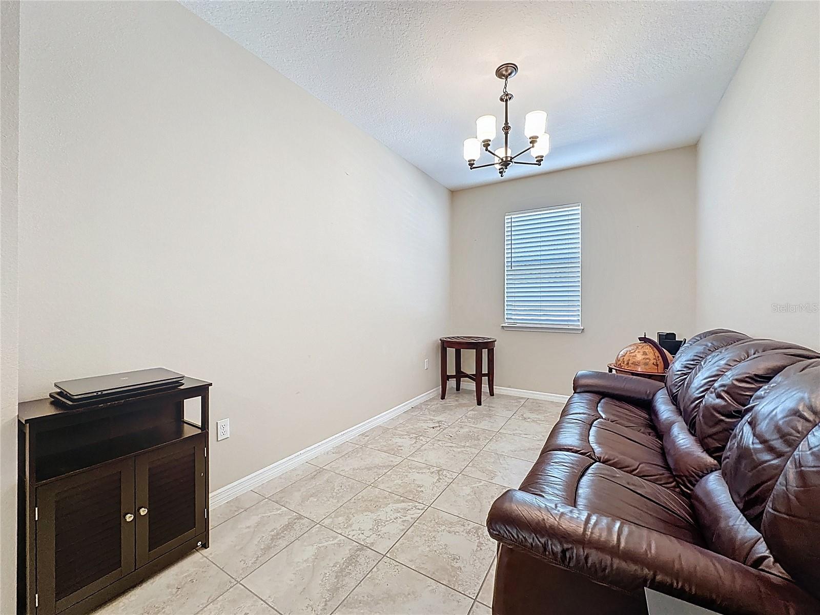 CASCADES OF GROVELAND (TRILOGY) - Residential