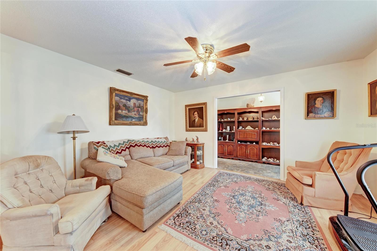 COUNTRY CLUB HEIGHTS FIRST ADD - Residential