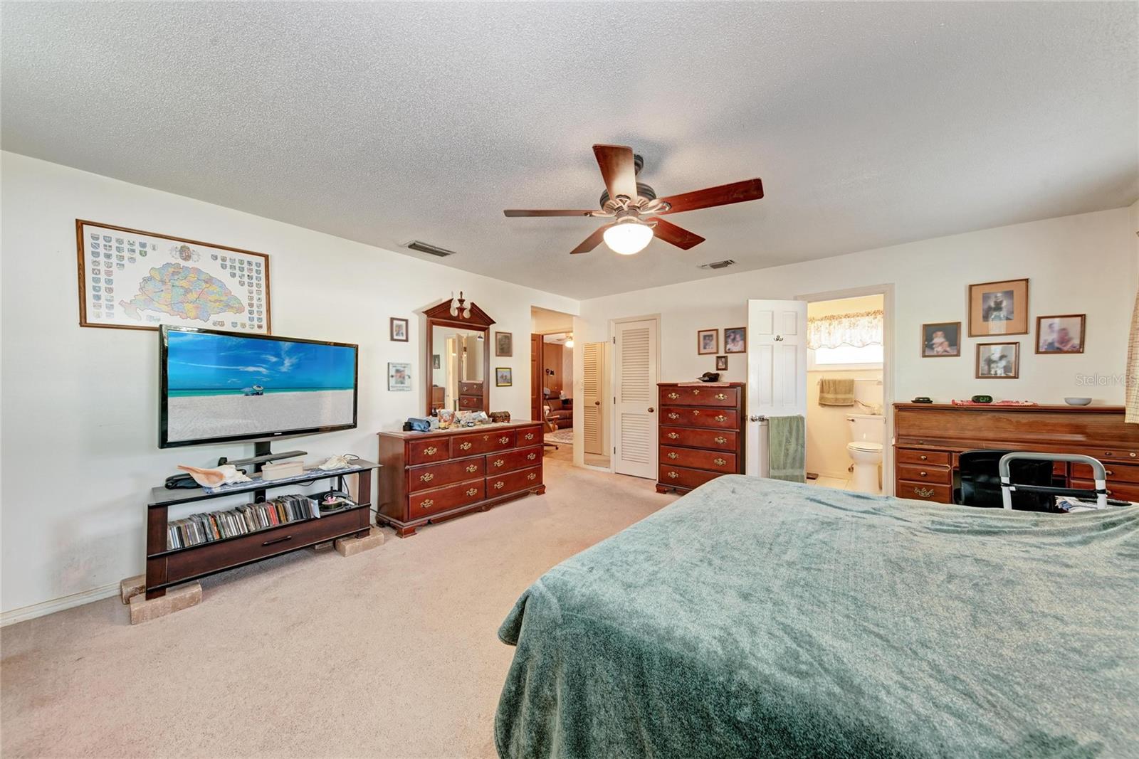 COUNTRY CLUB HEIGHTS FIRST ADD - Residential