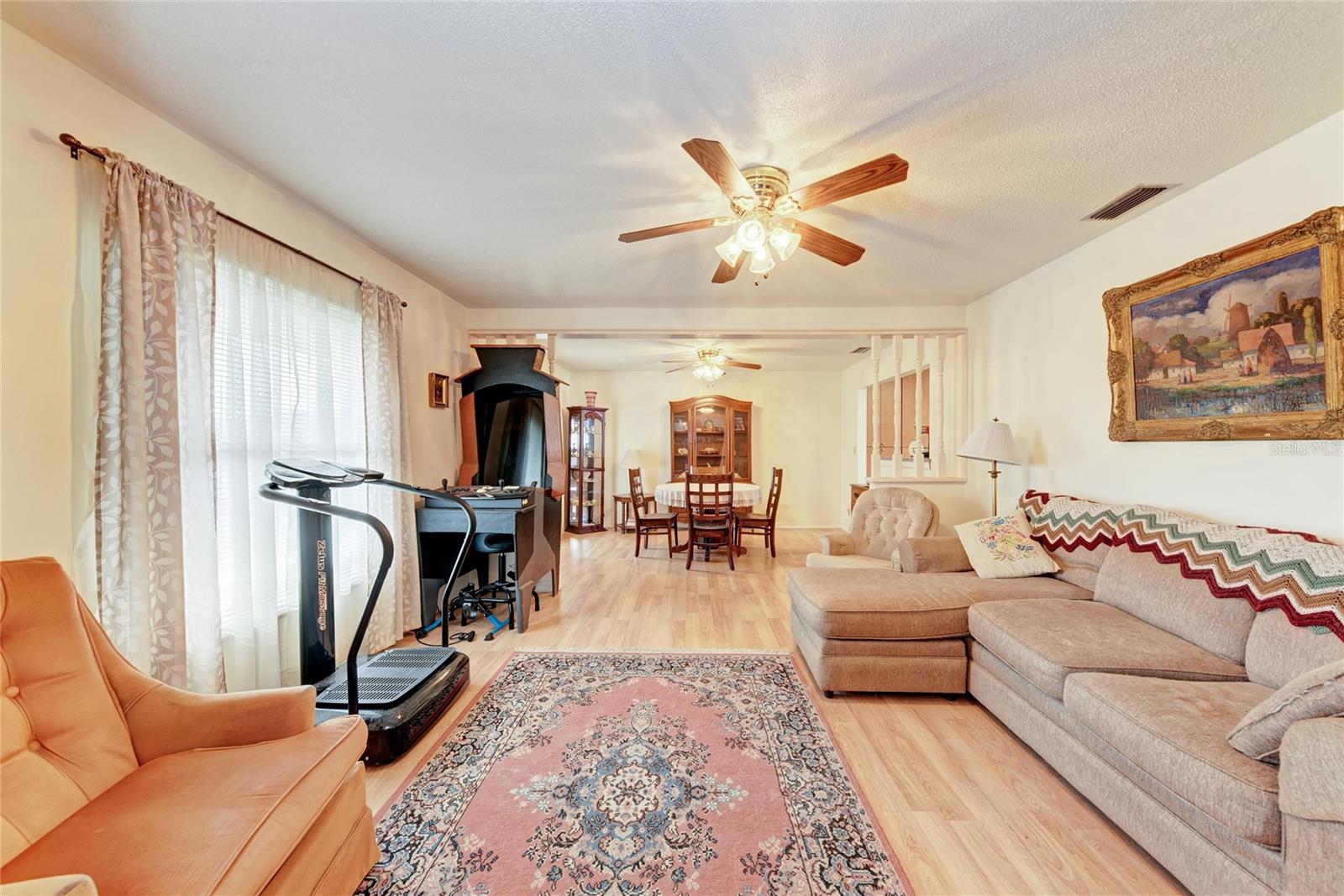 COUNTRY CLUB HEIGHTS FIRST ADD - Residential