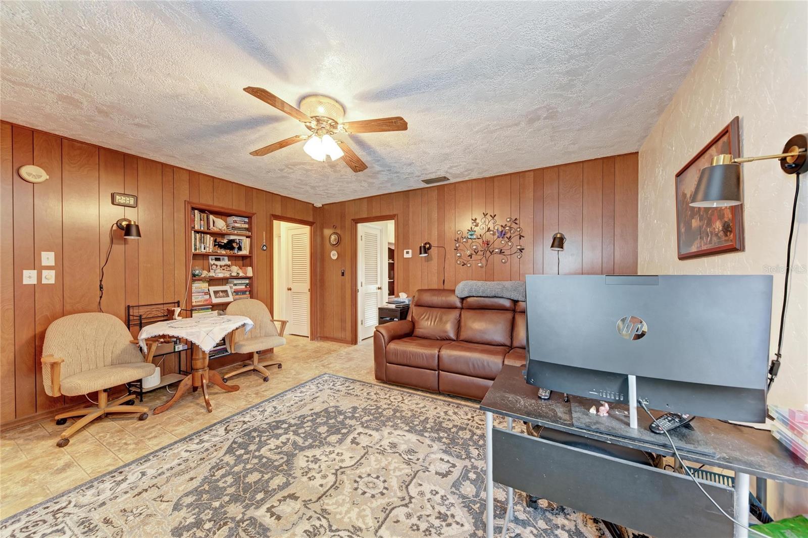 COUNTRY CLUB HEIGHTS FIRST ADD - Residential