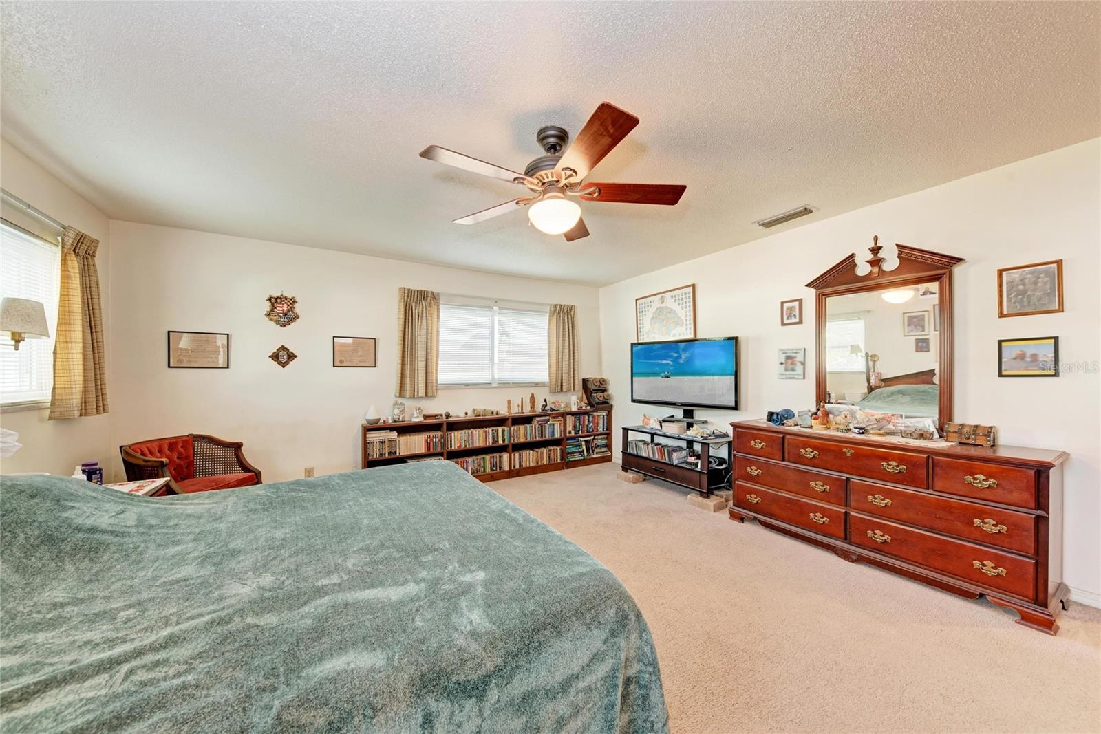 COUNTRY CLUB HEIGHTS FIRST ADD - Residential