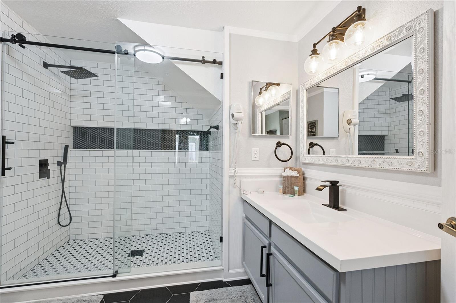 VILLAS AT SEVEN DWARFS LANE - Residential