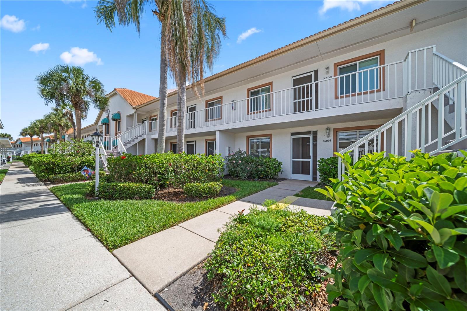 4306 MADEIRA COURT 3335