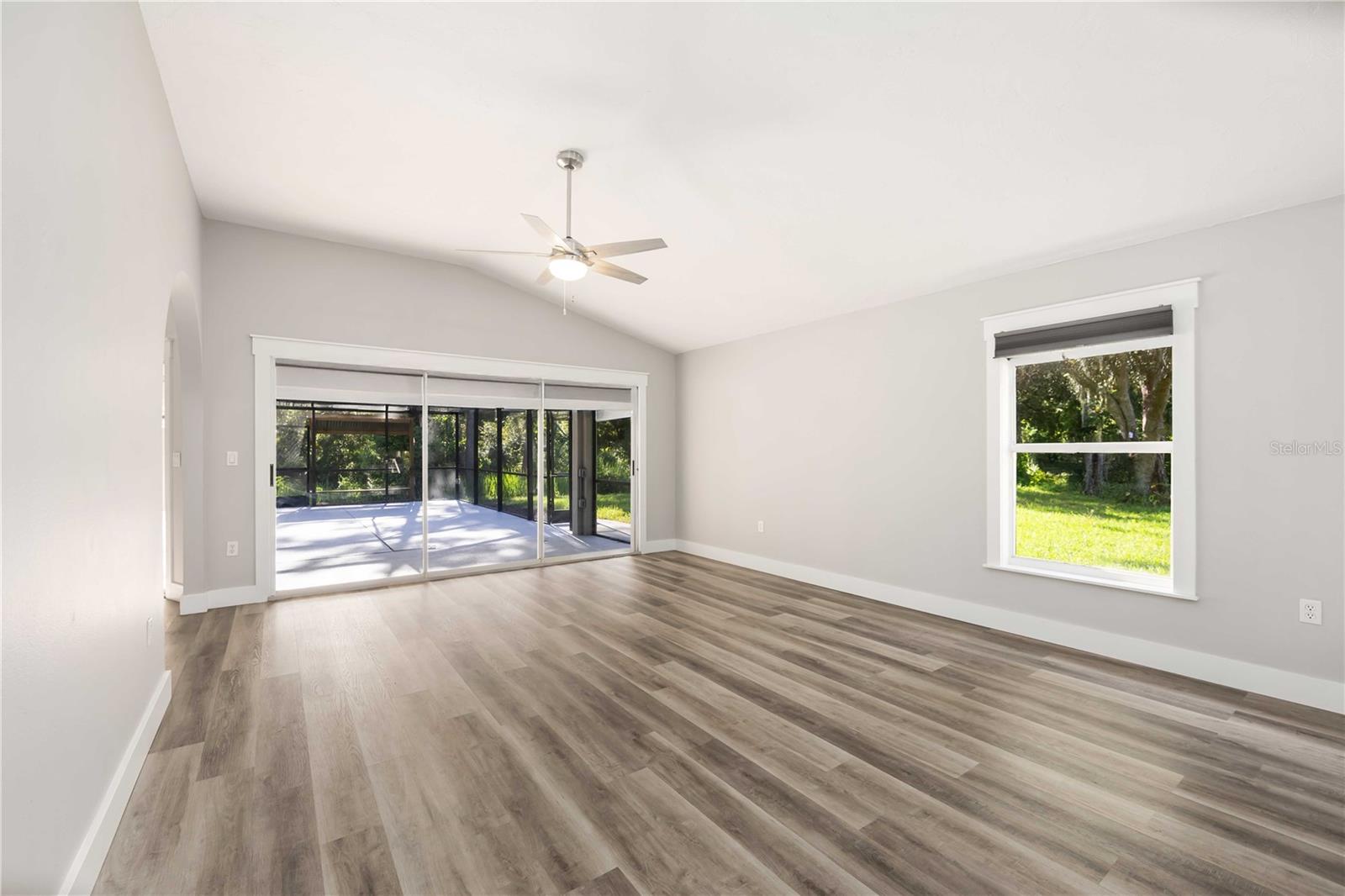LONGWOOD VILLAS - Residential