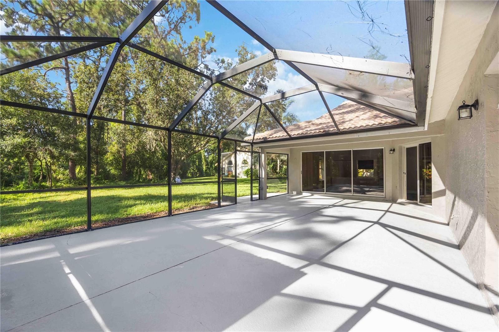 LONGWOOD VILLAS - Residential