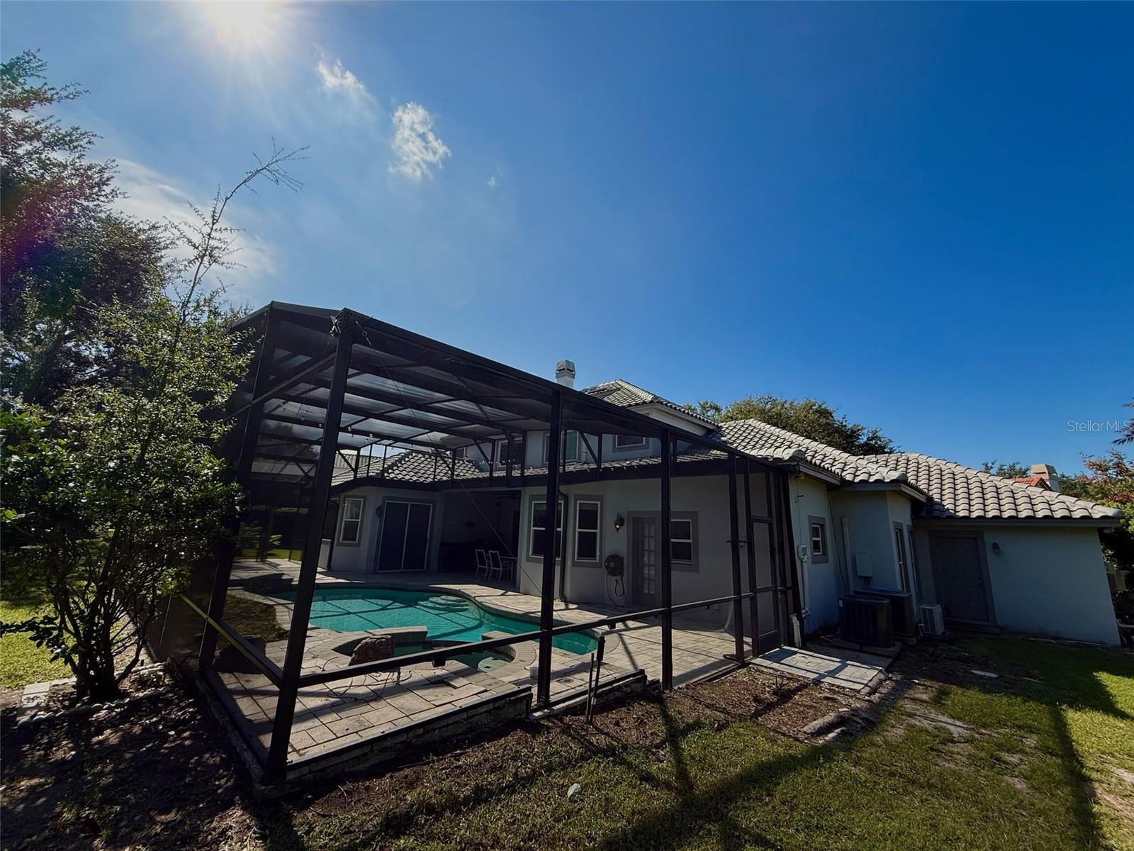 VISTA ROYALE - Residential Lease