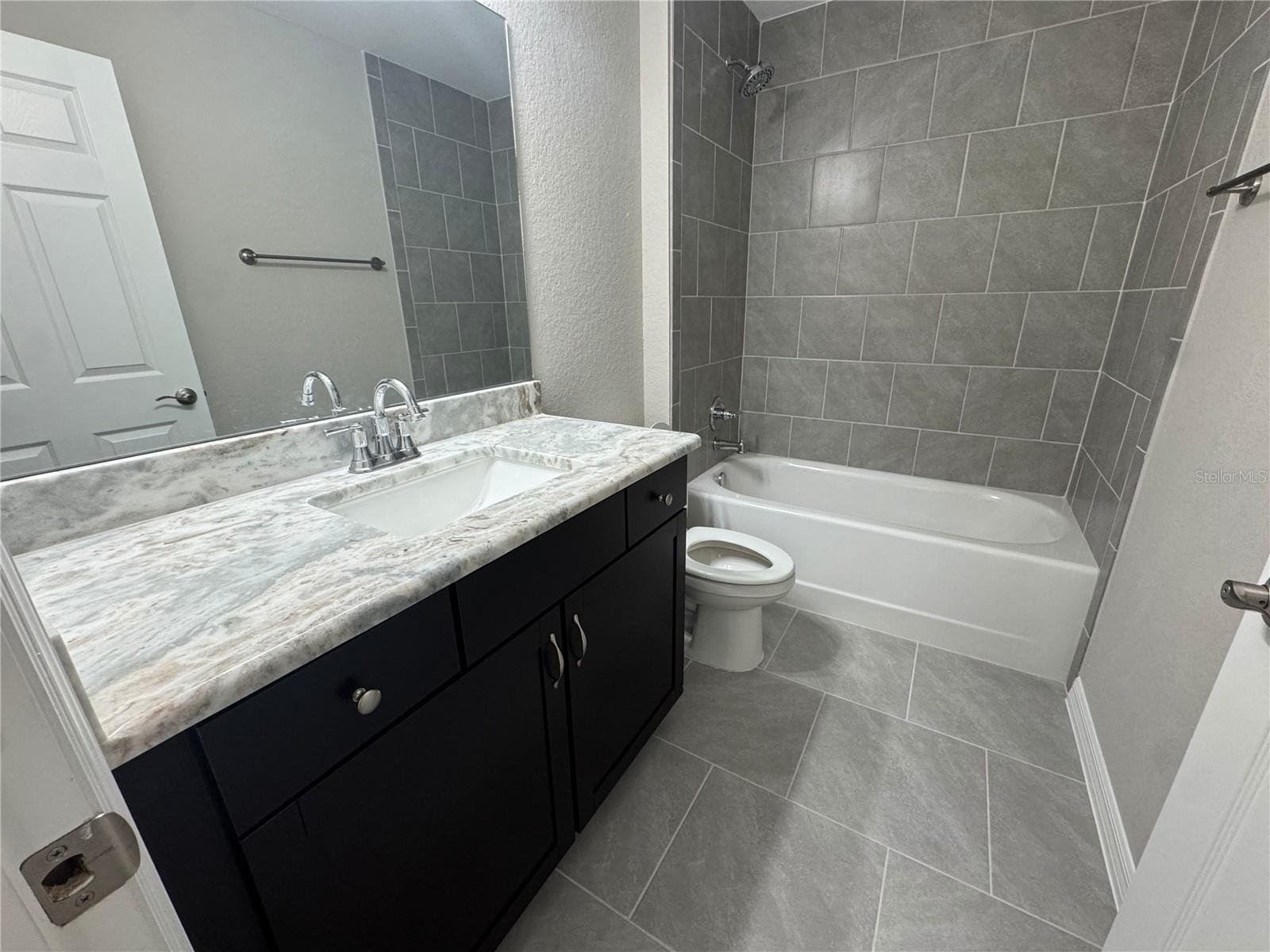 DUNNELLON OAKS - Residential