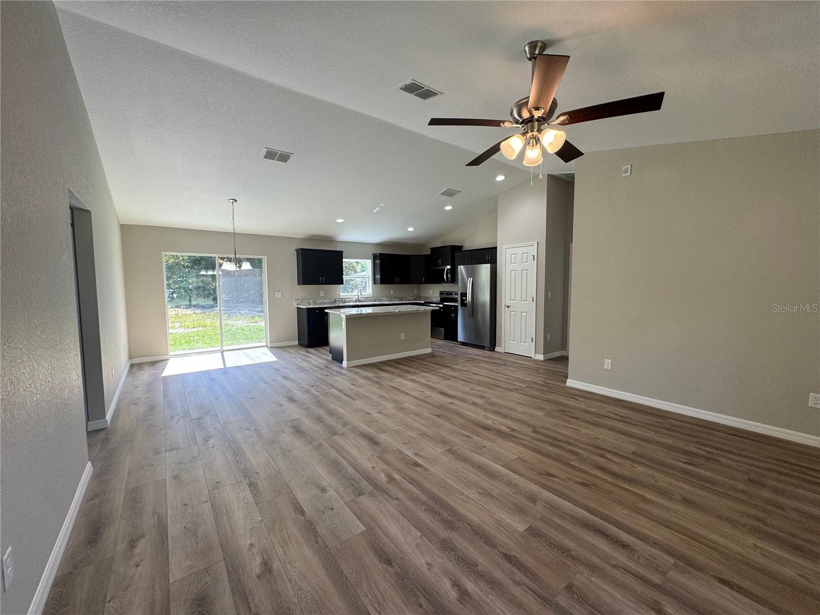 DUNNELLON OAKS - Residential