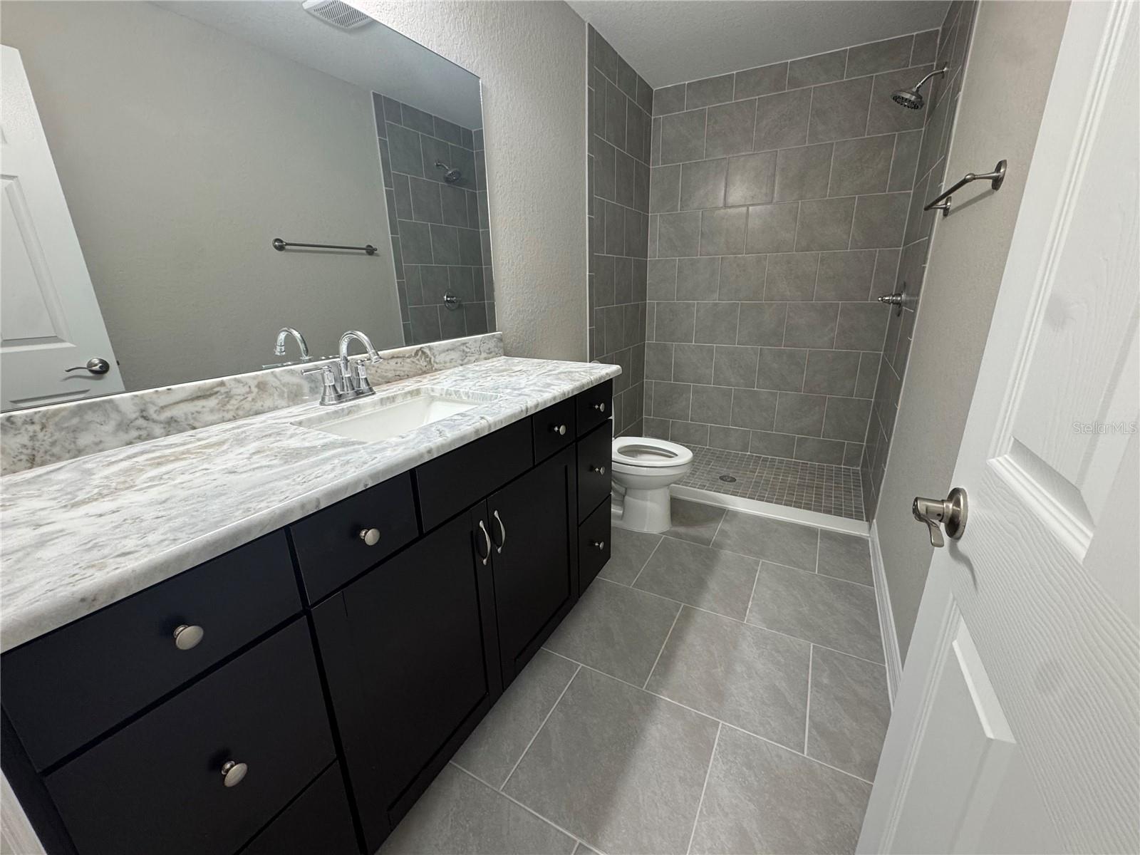 DUNNELLON OAKS - Residential