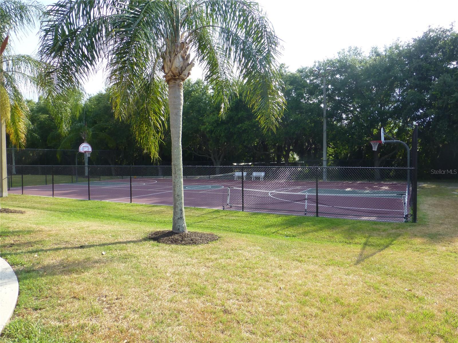GREYHAWK LANDING WEST PH III - Residential Lease