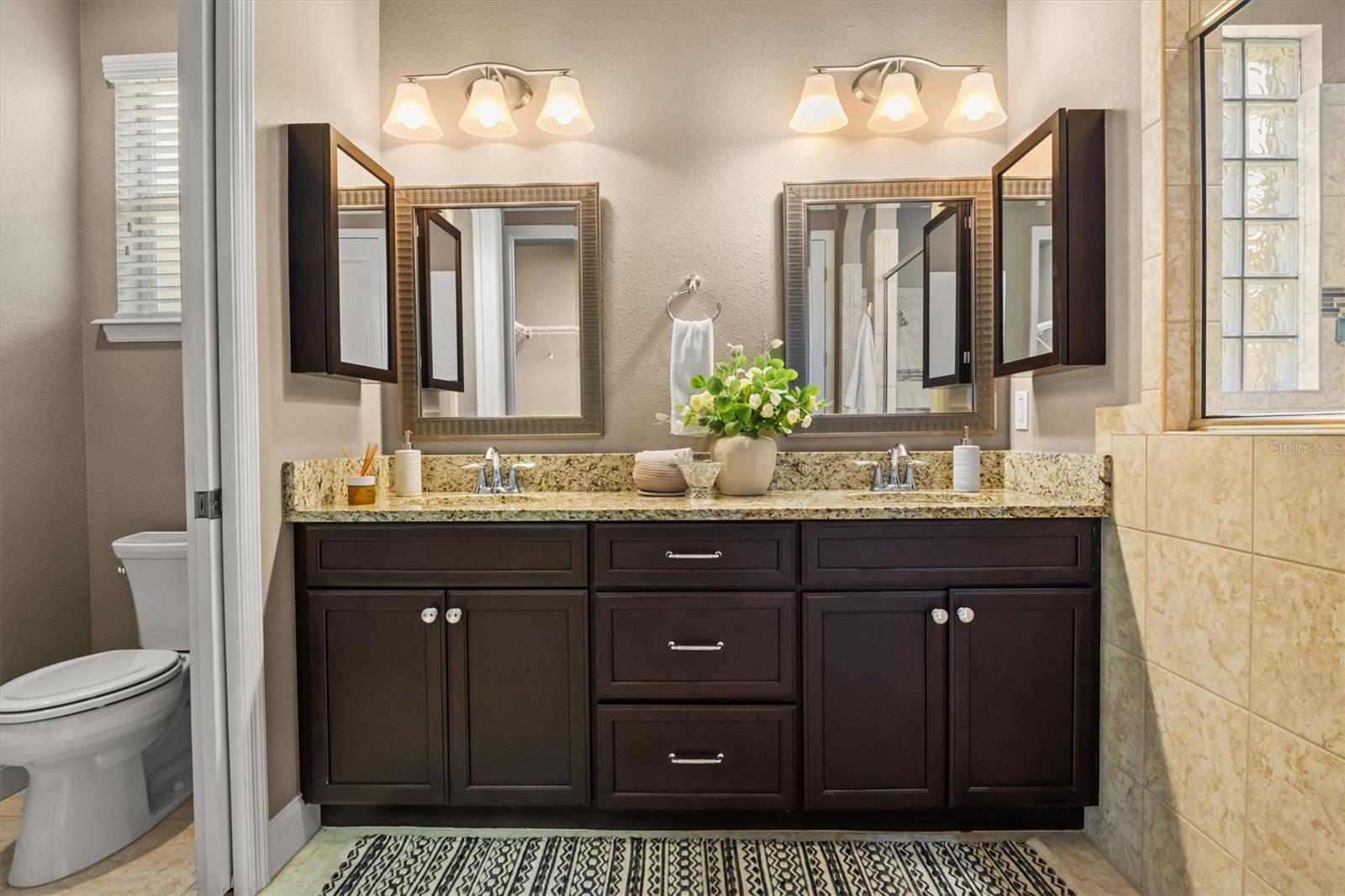 STONEY CREEK - Residential