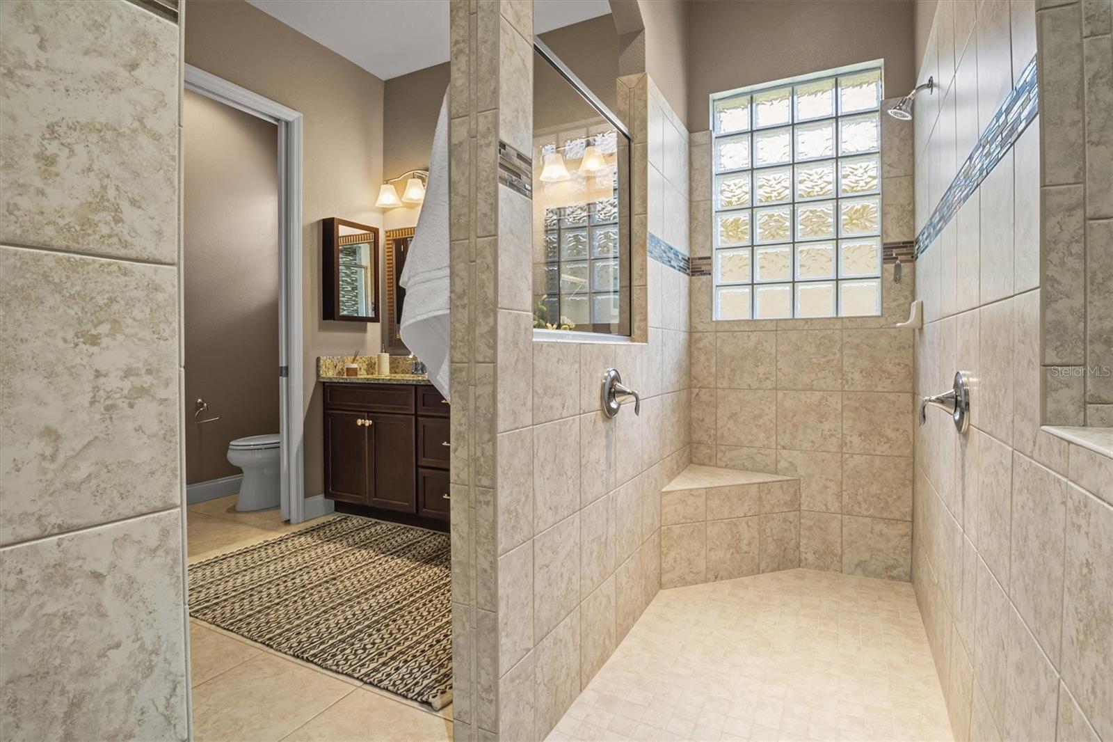 STONEY CREEK - Residential