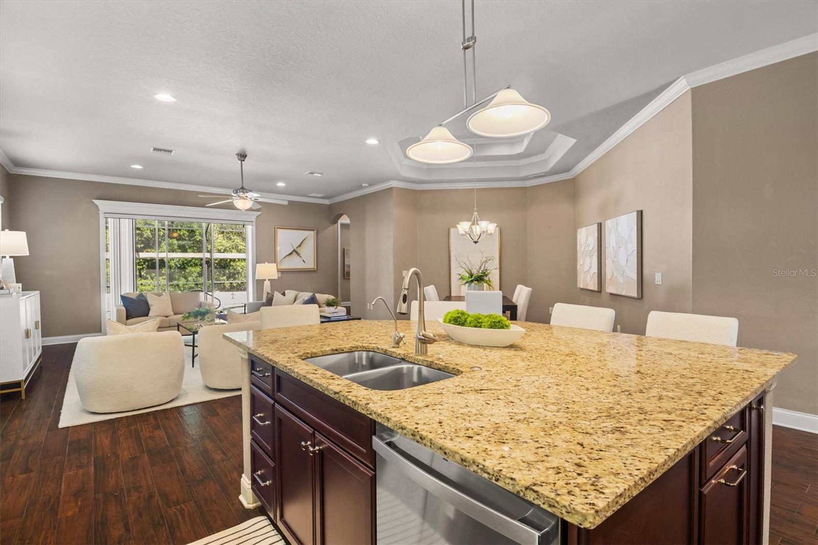 STONEY CREEK - Residential
