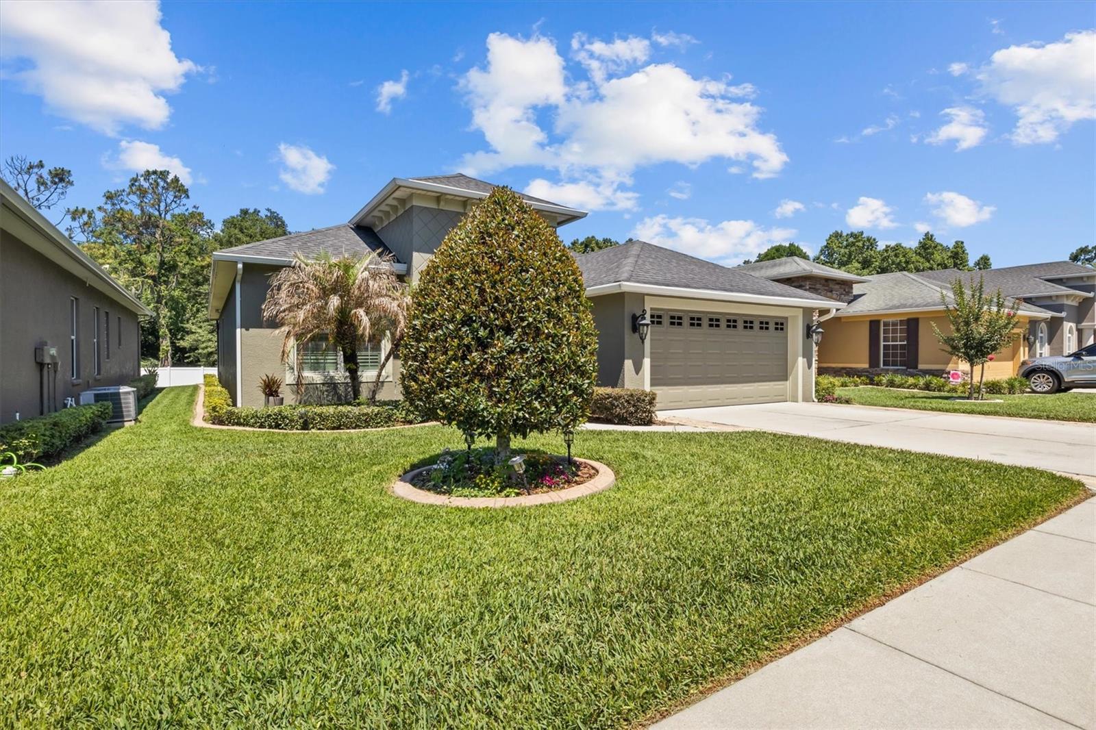 STONEY CREEK - Residential