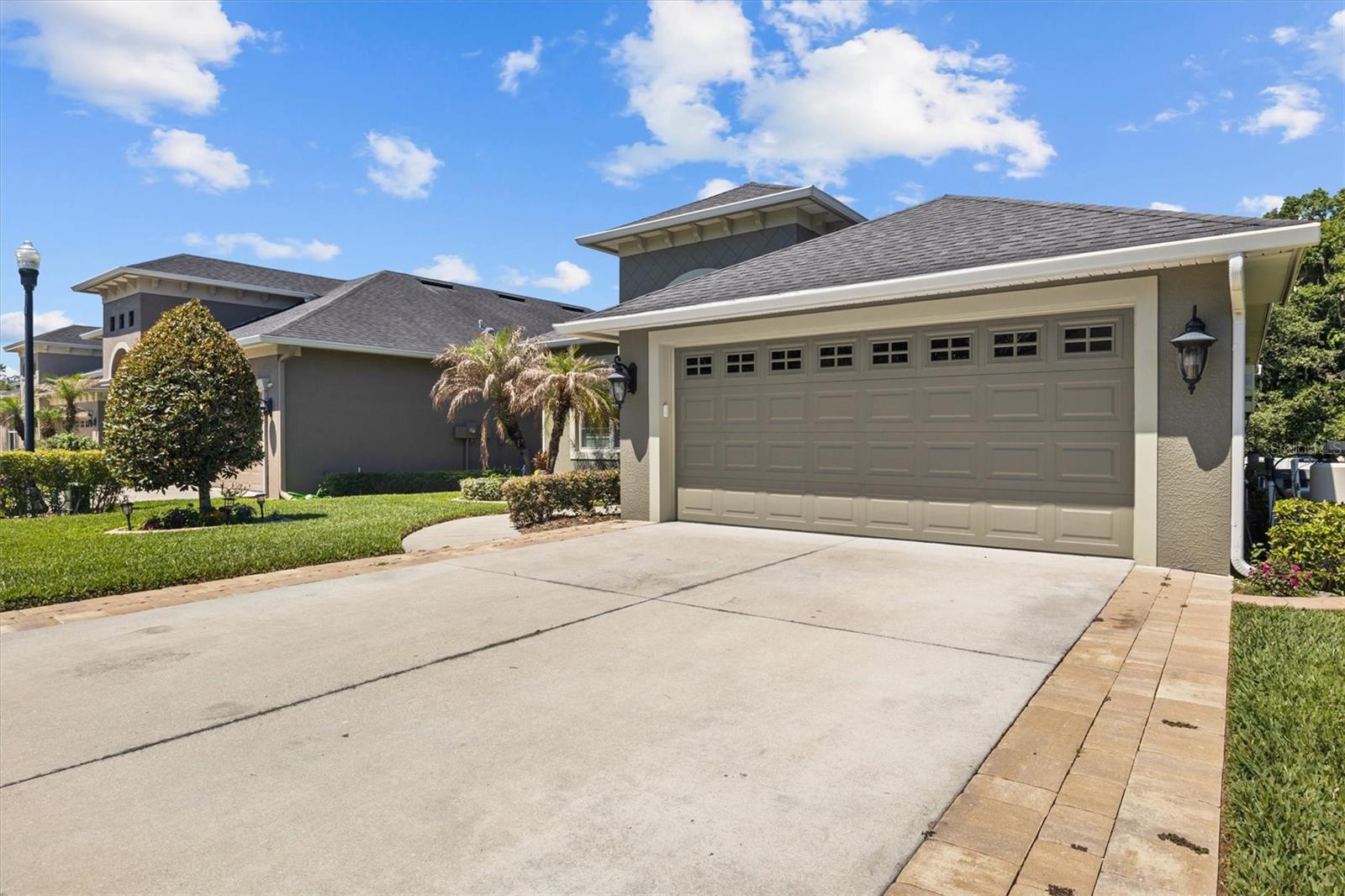 STONEY CREEK - Residential