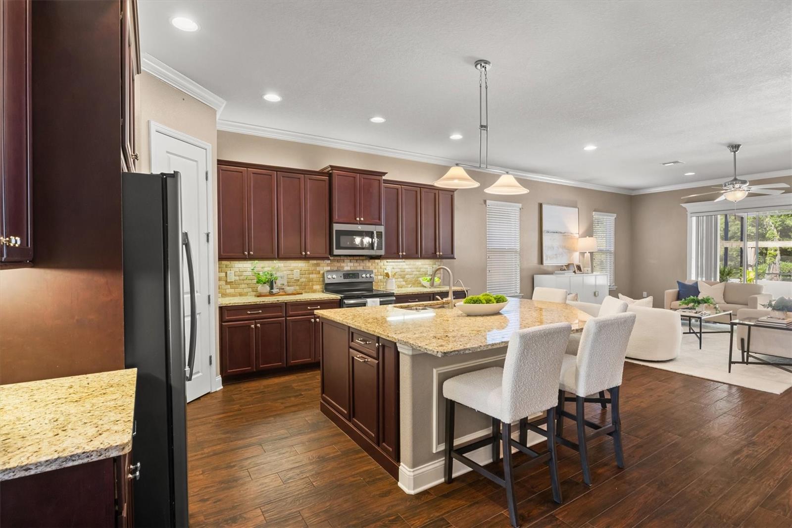 STONEY CREEK - Residential