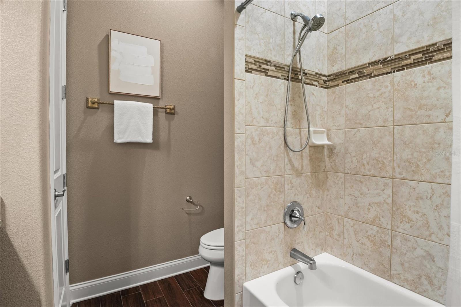 STONEY CREEK - Residential