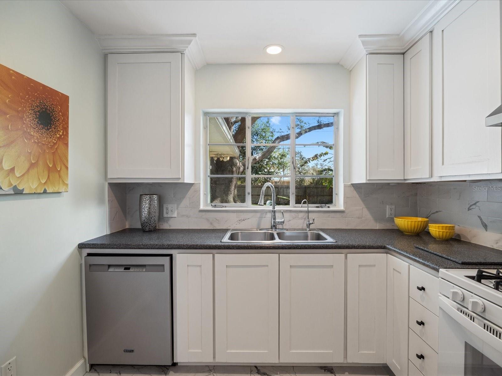 SKY CREST UNIT 7 - Residential