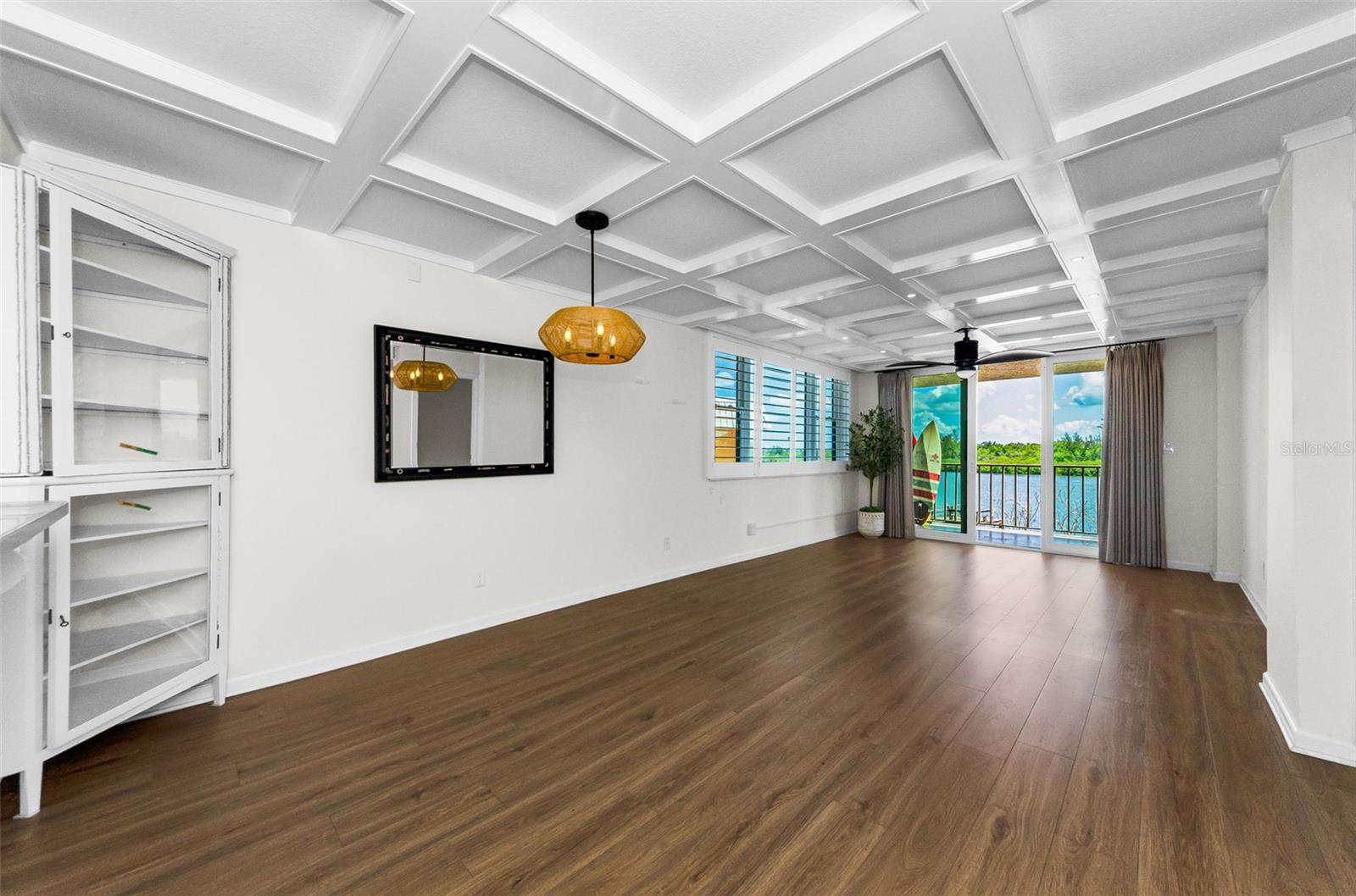 MARKER 5 CONDO - Residential