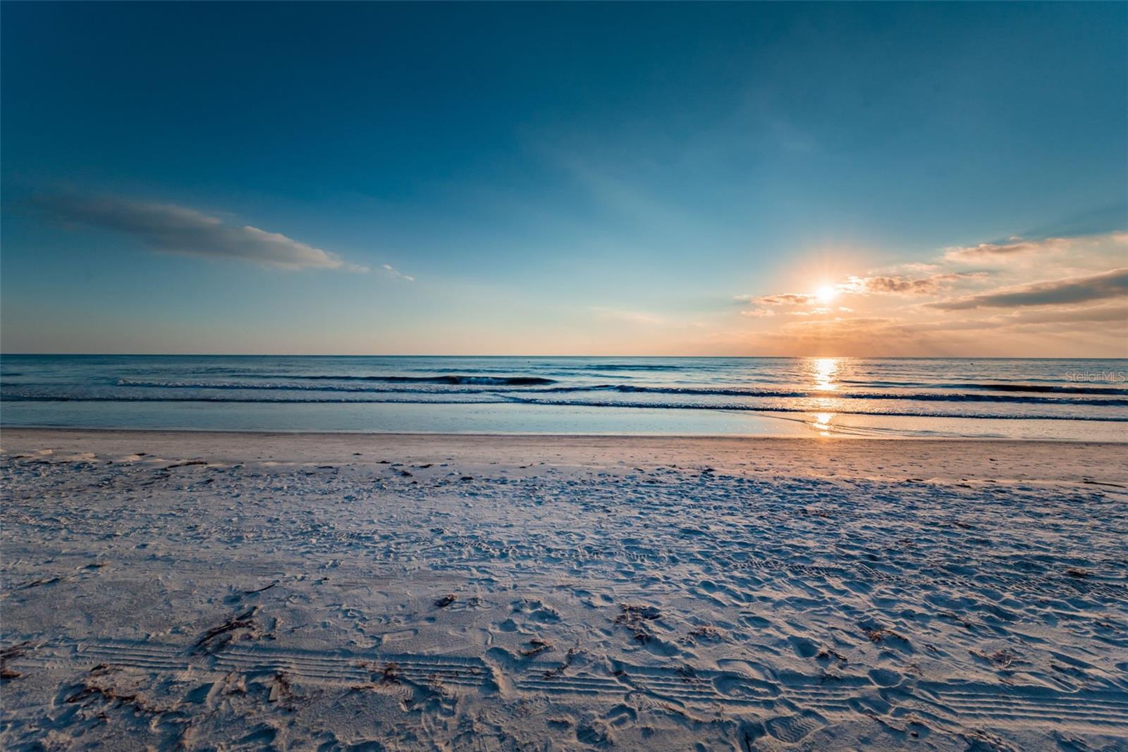 MARKER 5 CONDO - Residential