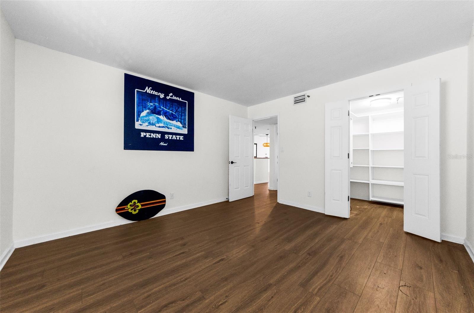 MARKER 5 CONDO - Residential