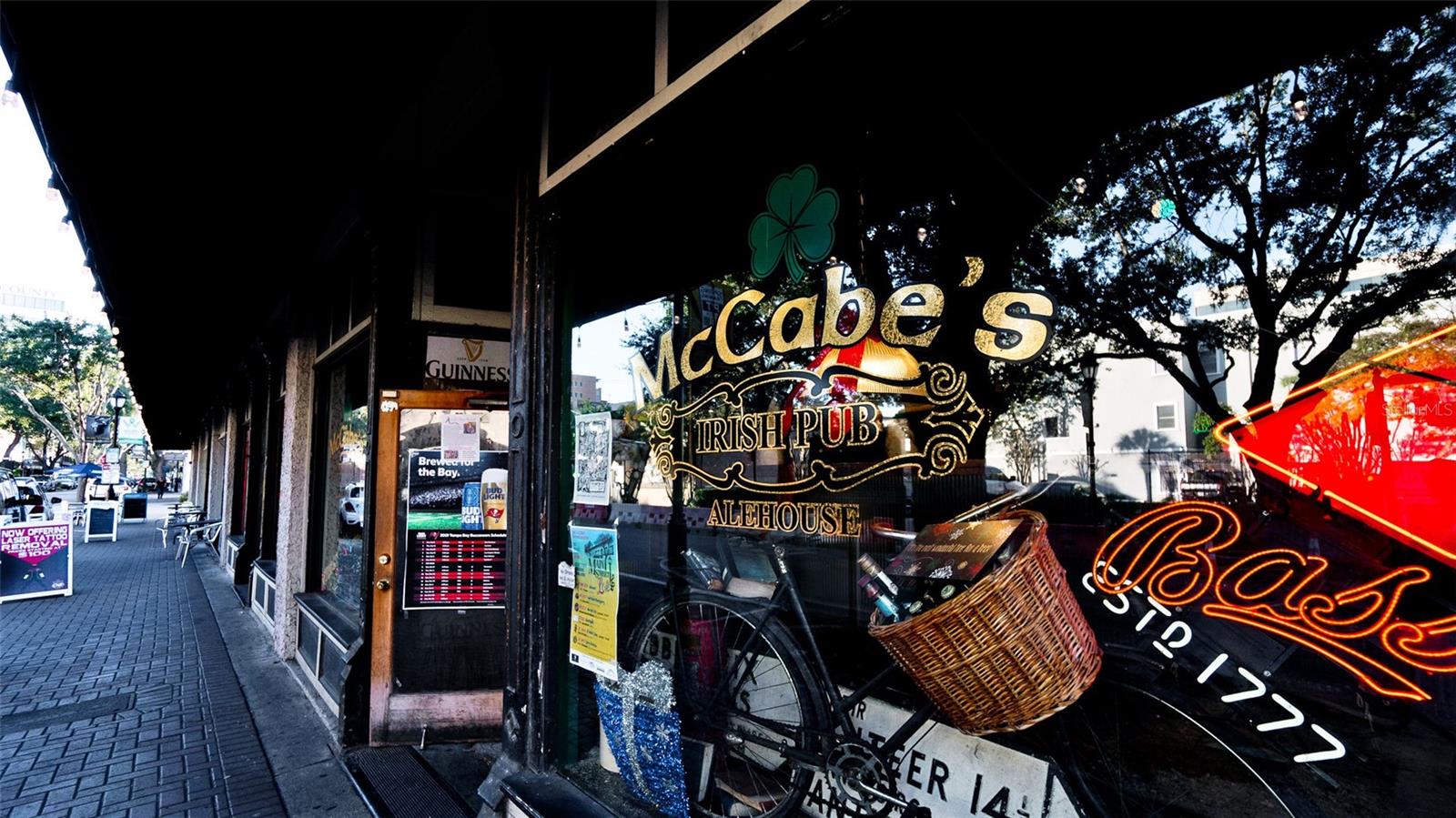 VILLAGE GREEN OF BRADENTON SEC 5 - Residential