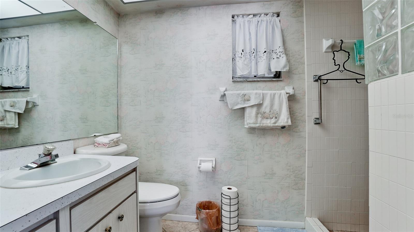 VILLAGE GREEN OF BRADENTON SEC 5 - Residential