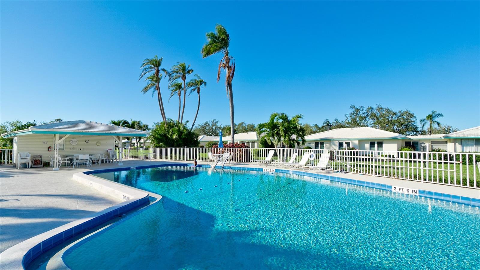 VILLAGE GREEN OF BRADENTON SEC 5 - Residential