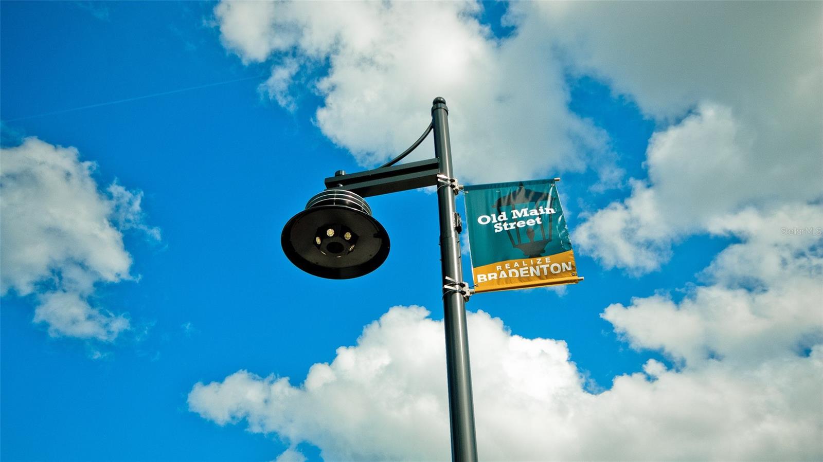 VILLAGE GREEN OF BRADENTON SEC 5 - Residential