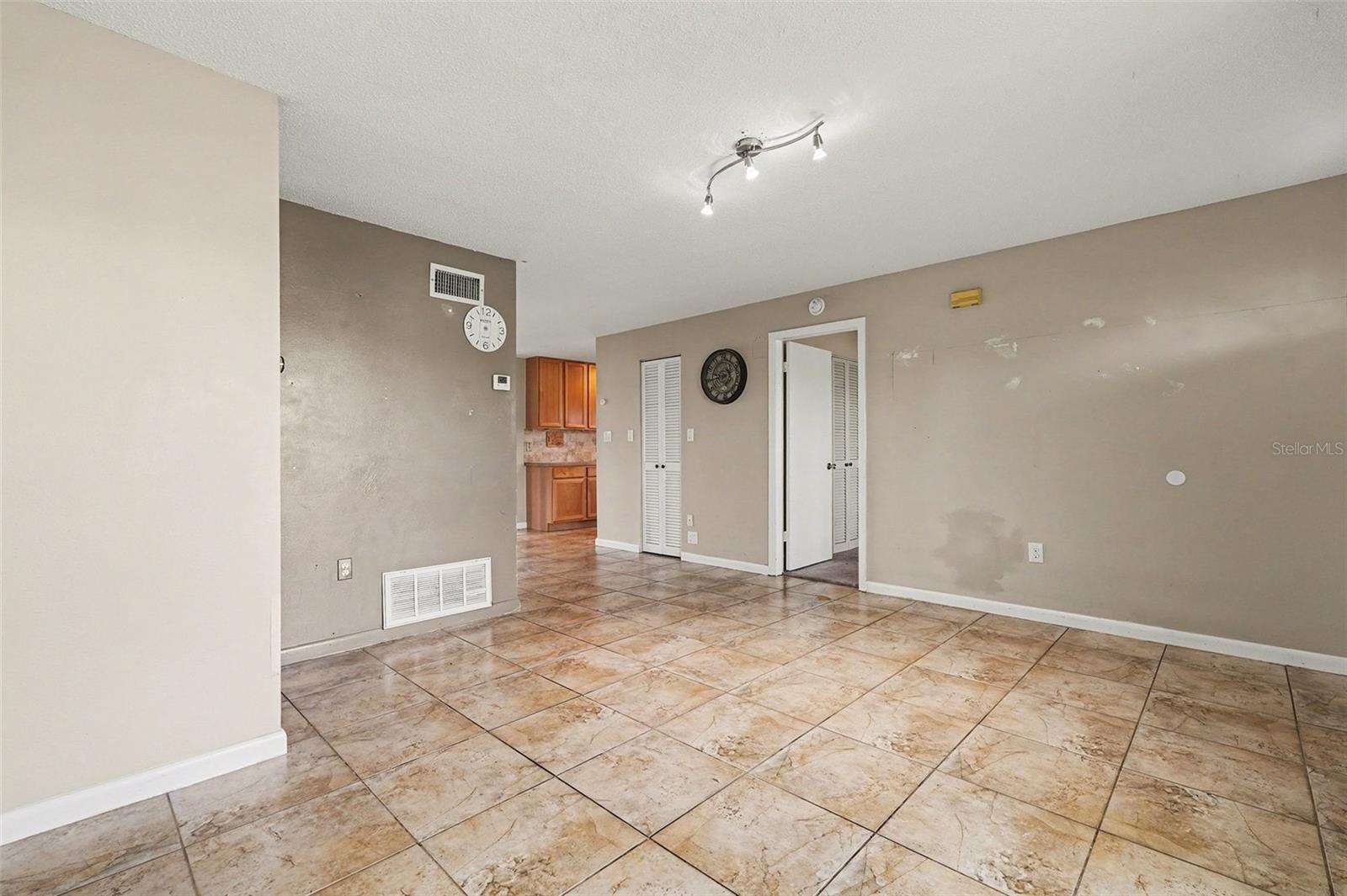 SOUTH SEA VILLAGE ADD 01 - Residential