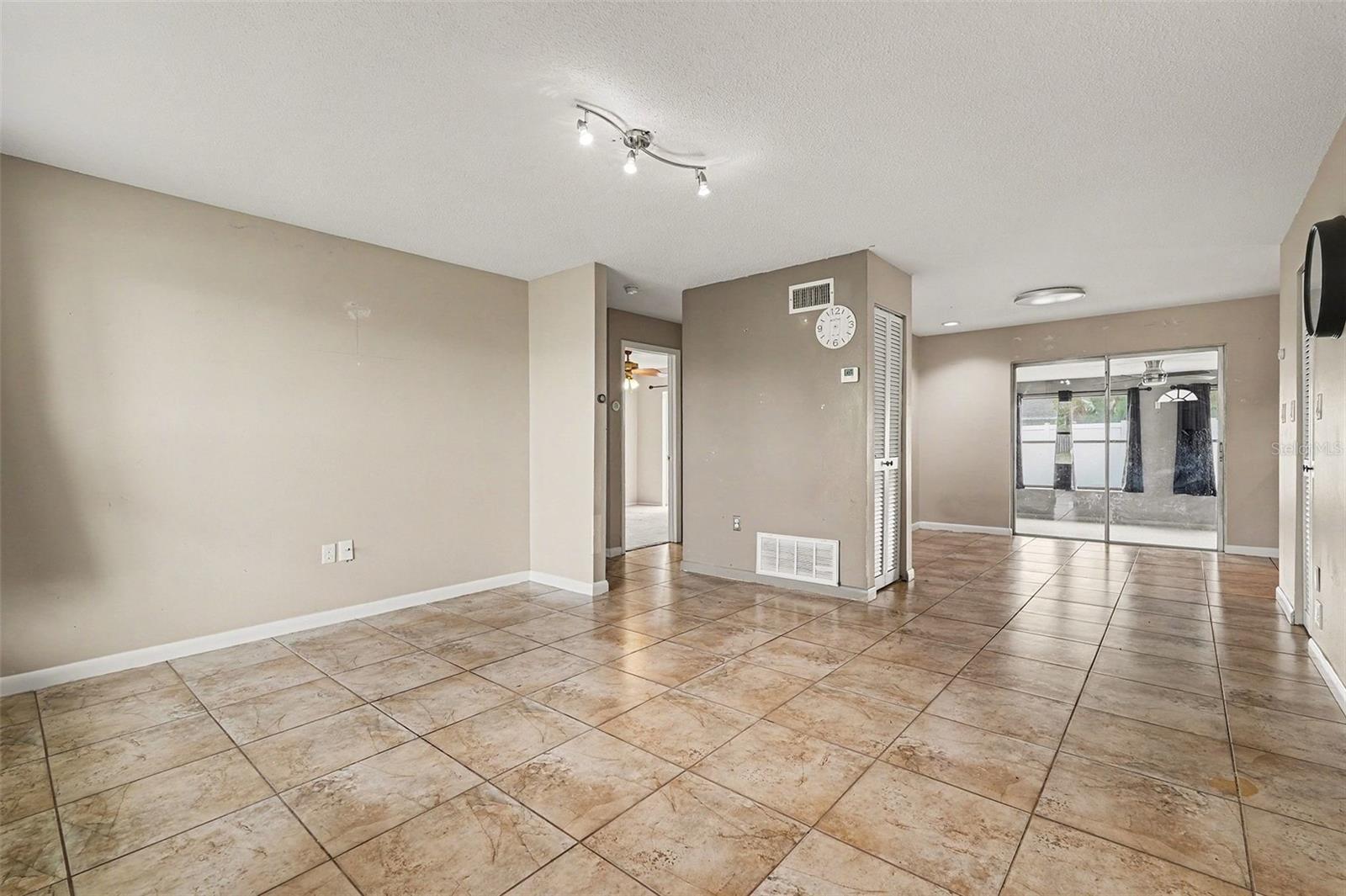 SOUTH SEA VILLAGE ADD 01 - Residential