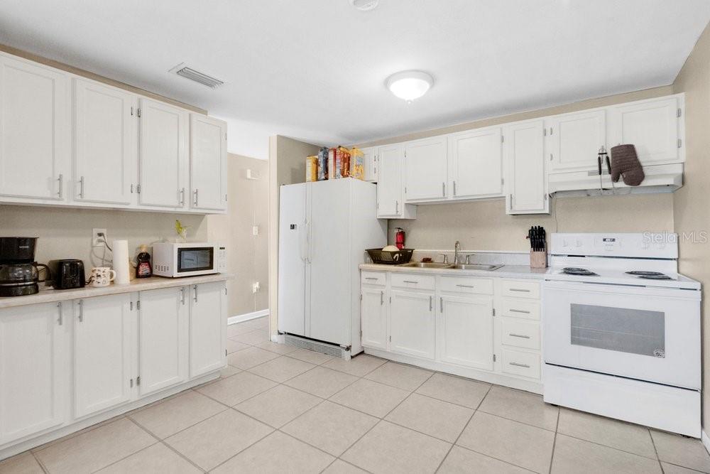 JAN PHYL VILLAGE UNIT 03 A - Residential