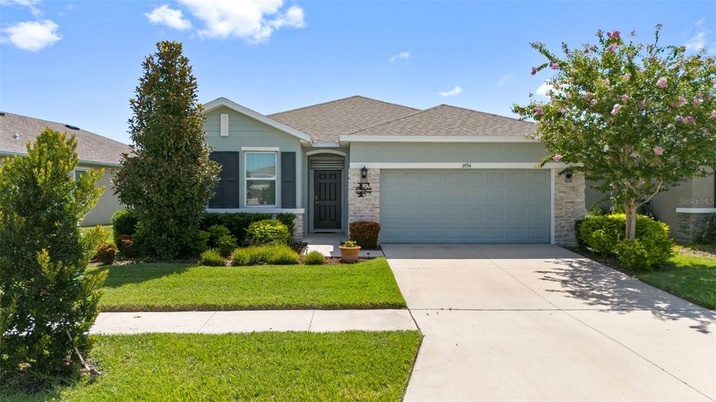 Photo of 11934 Cross Vine Drive, Riverview, FL 33579 (MLS # TB8406206)