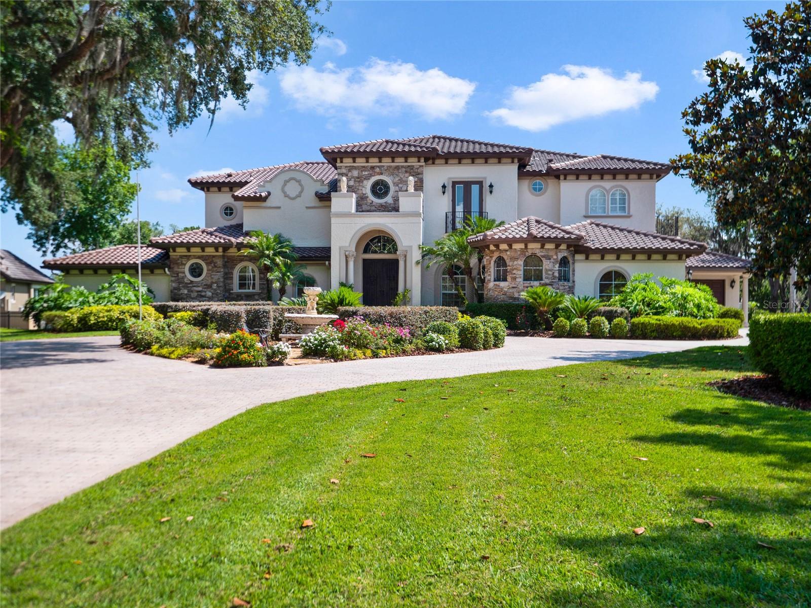 1911 LAKE MARKHAM PRESERVE TRAIL