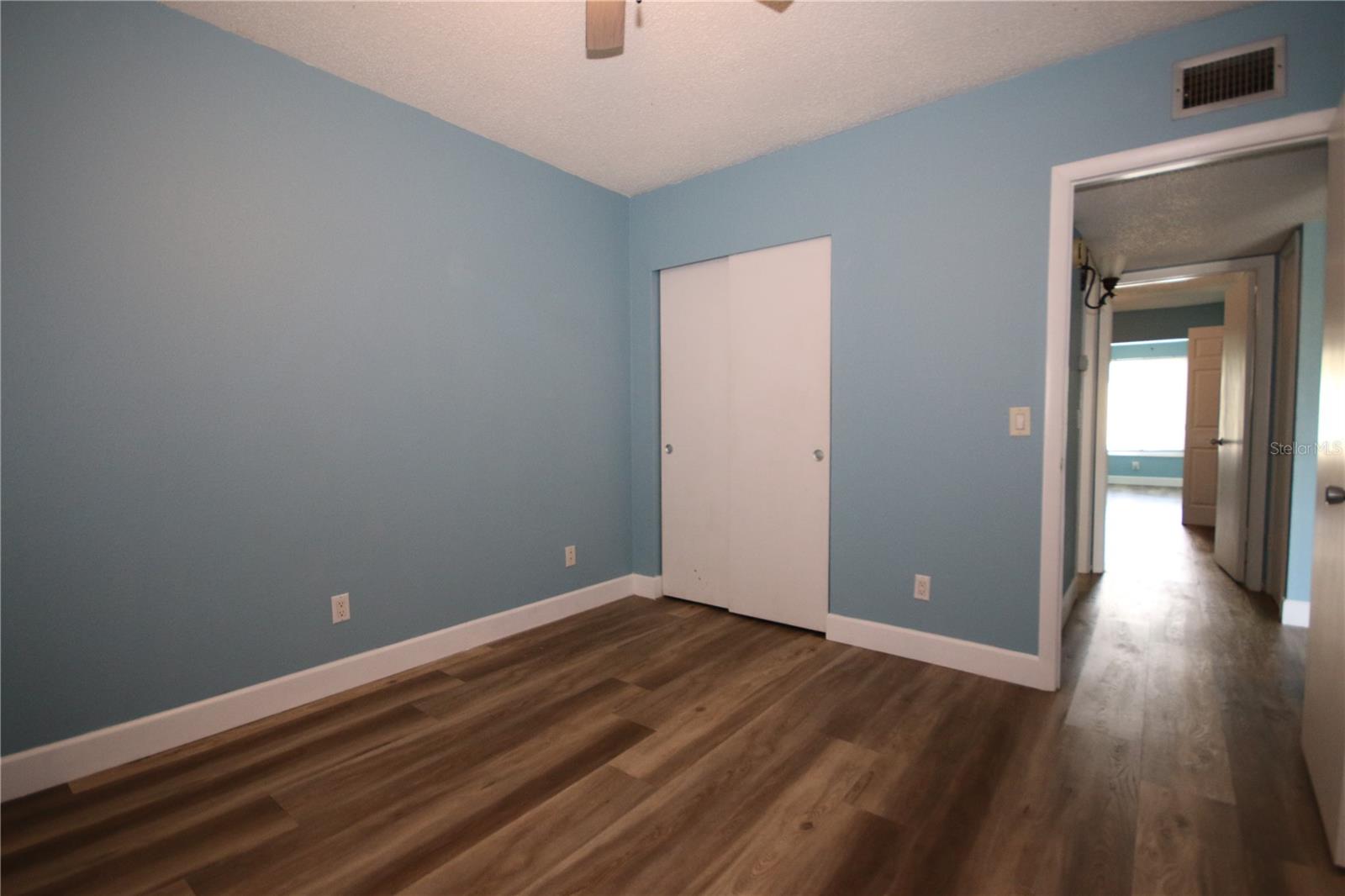 ON TOP OF THE WORLD - Residential