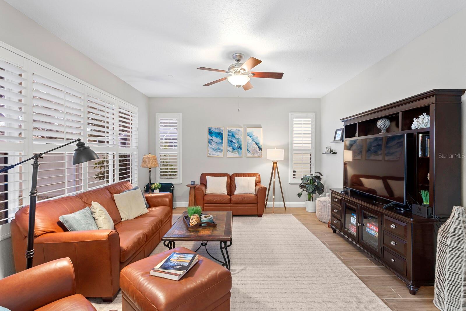 HARBOR GROVE - Residential